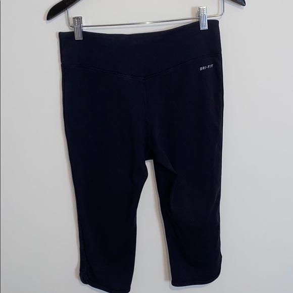 Black Nike Dri-Fit Capris - Picture 2 of 7